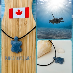 Edelsteen schildpad ketting blauw, blauwe schildpad ketting met hanger, blauwe kwarts edelsteen ketting, kristal surfer ketting zeeschildpad