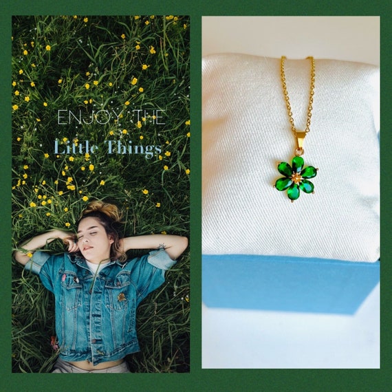 Necklace with pendant flower gold green zirconia stone emerald green/dark green/minimalist blossom dainty boho necklace girlfriend