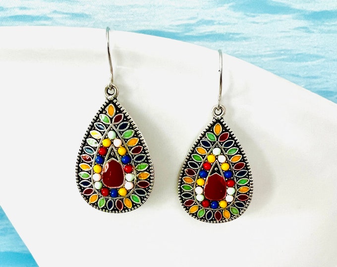 Colorful pearl earrings*Colorful drop earrings*Colorful boho earrings*Red drop earrings*Red boho earrings*Dangle earrings*Red hanging earrings