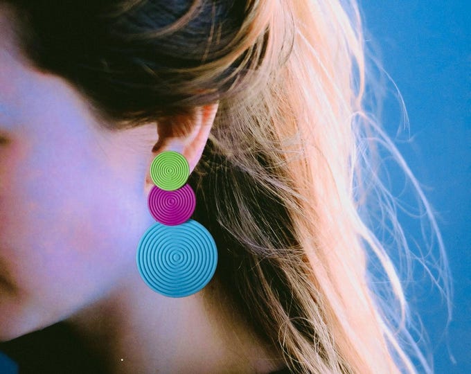 Summer earrings colorful*Disc earrings hanging*Colorful earrings hanging*Circle earrings without nickel*Large earrings Boho green*Earrings Boho round