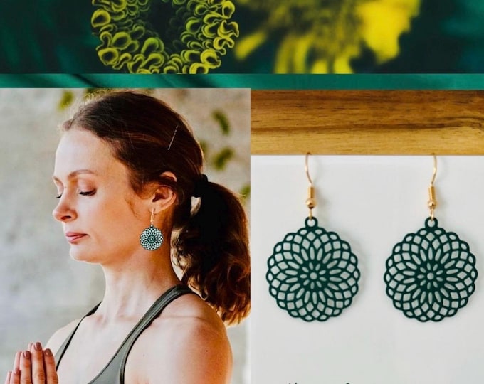 Boho Mandala Earrings*Mandala Hanging Earrings green*Flower of Life Hanging Earrings*Green Lotus Flower Earrings hanging*Spiritual Gift Yoga