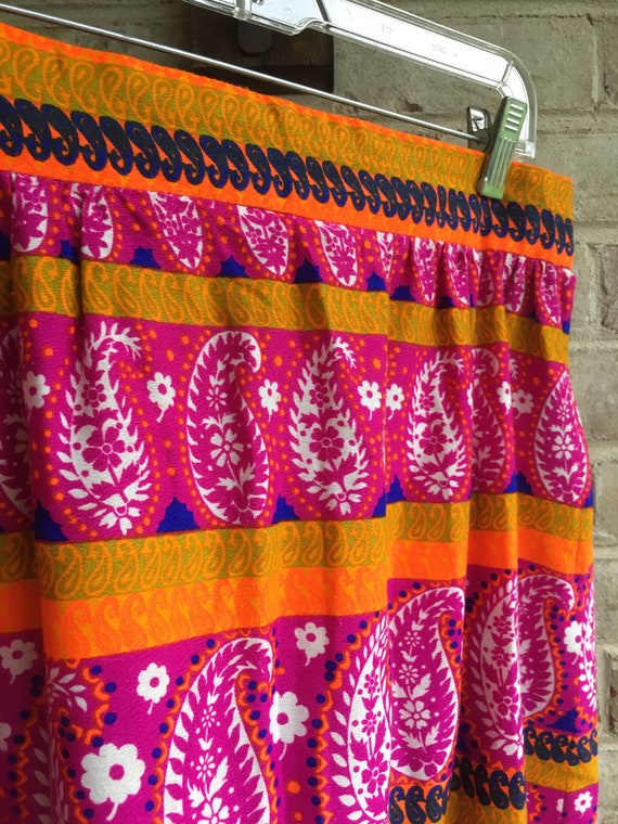 Plus size vintage skirt psychedelic flower print … - image 9