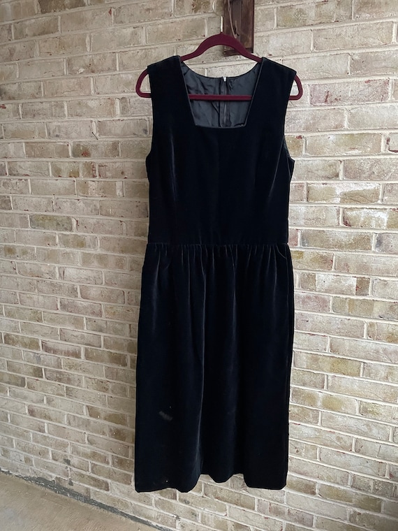 Plus size vintage dress velvet black 1980 80s hol… - image 1