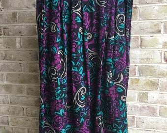 Plus size vintage skirt rayon batik roses grapes jewel tones Southern Lady size 15-16 midi length pockets