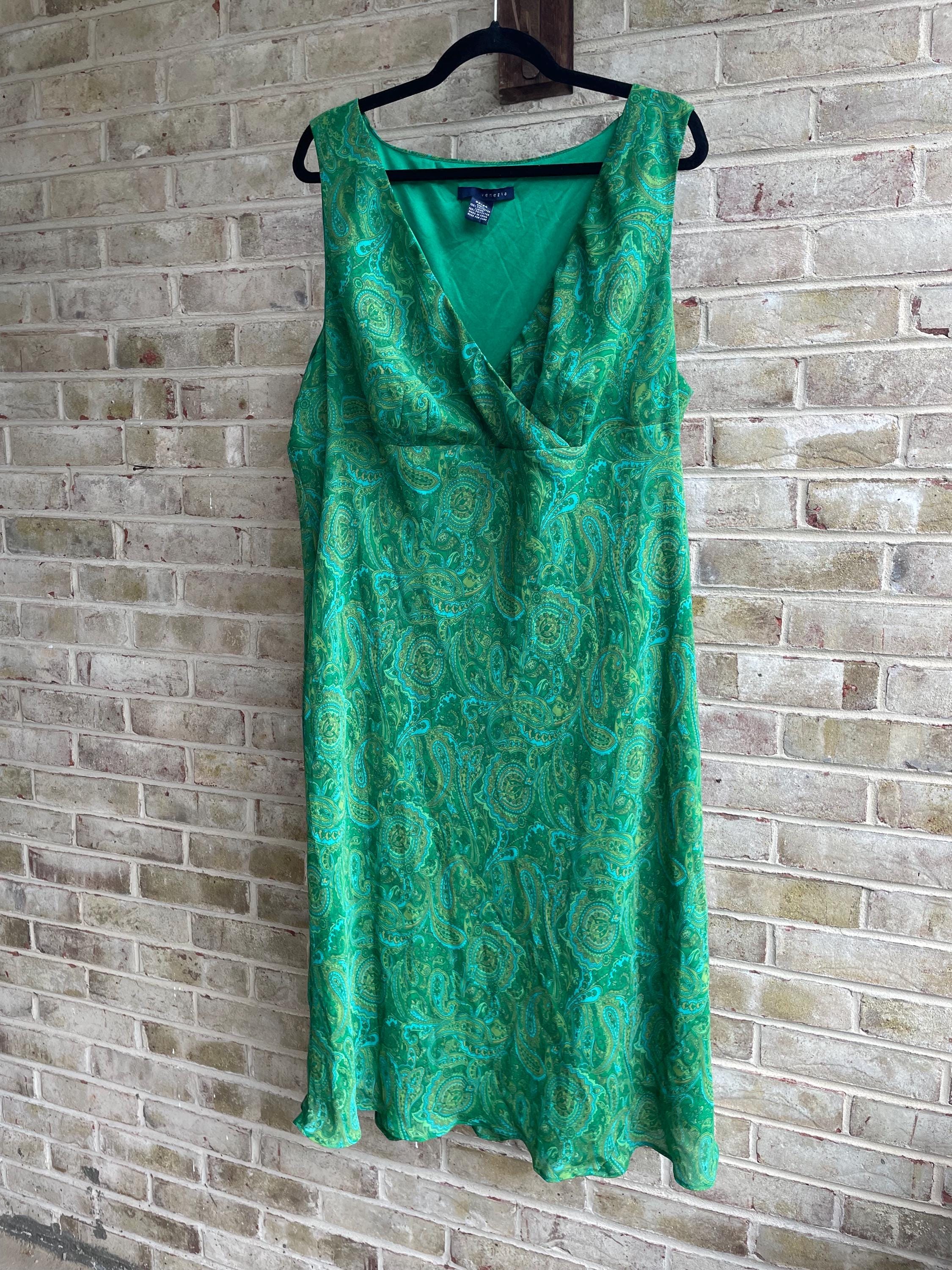 Kelly Green Dresses Vintage - Etsy Kelly Green Dresses Vintage - Etsy