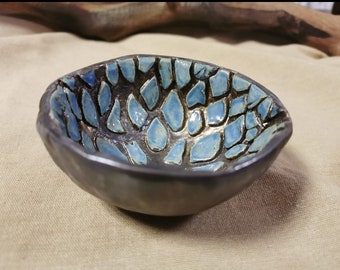 2 small bowls hand-modeled, ceramic, pottery