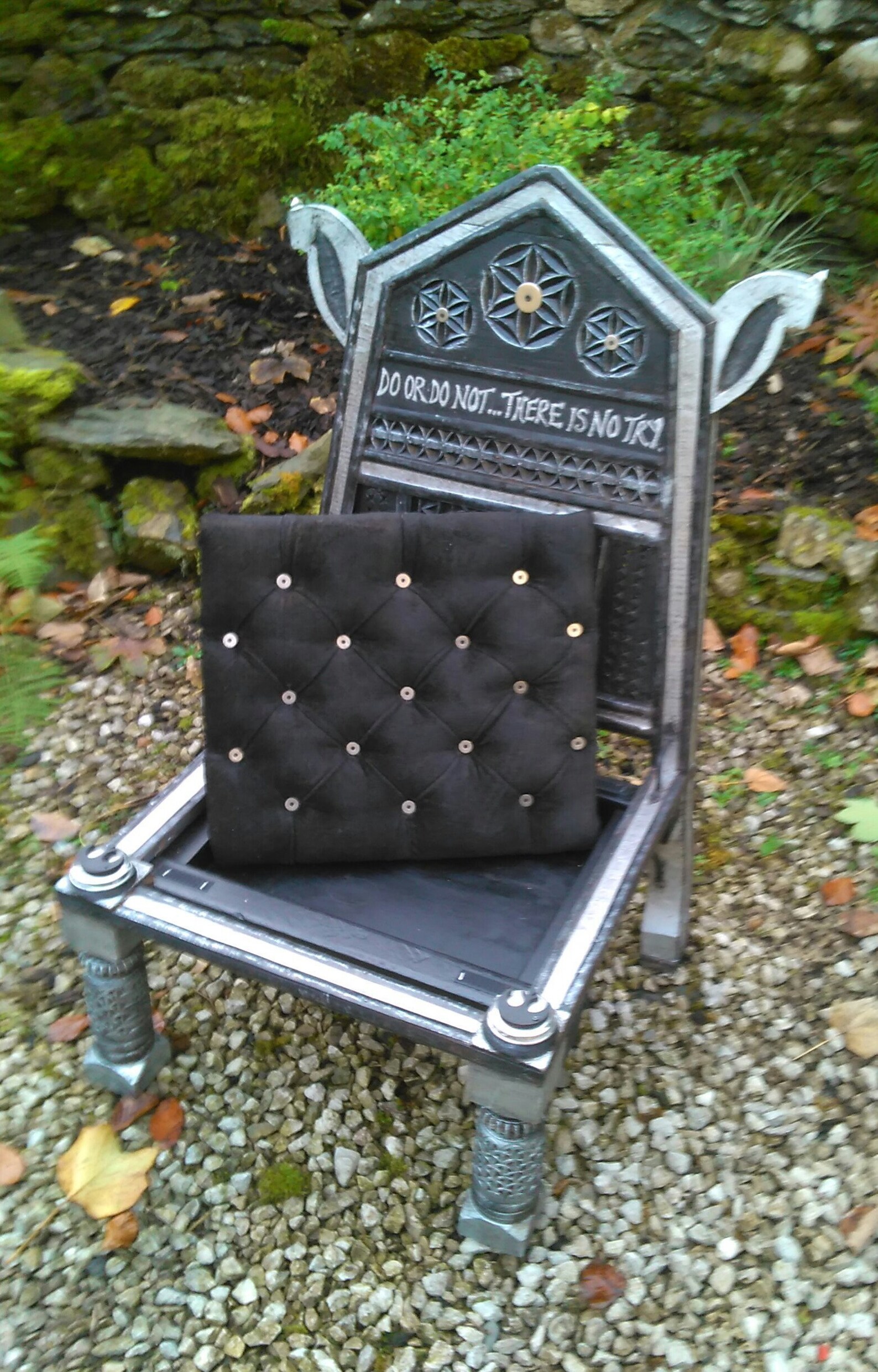 Yoda's Gaming Chair | Etsy