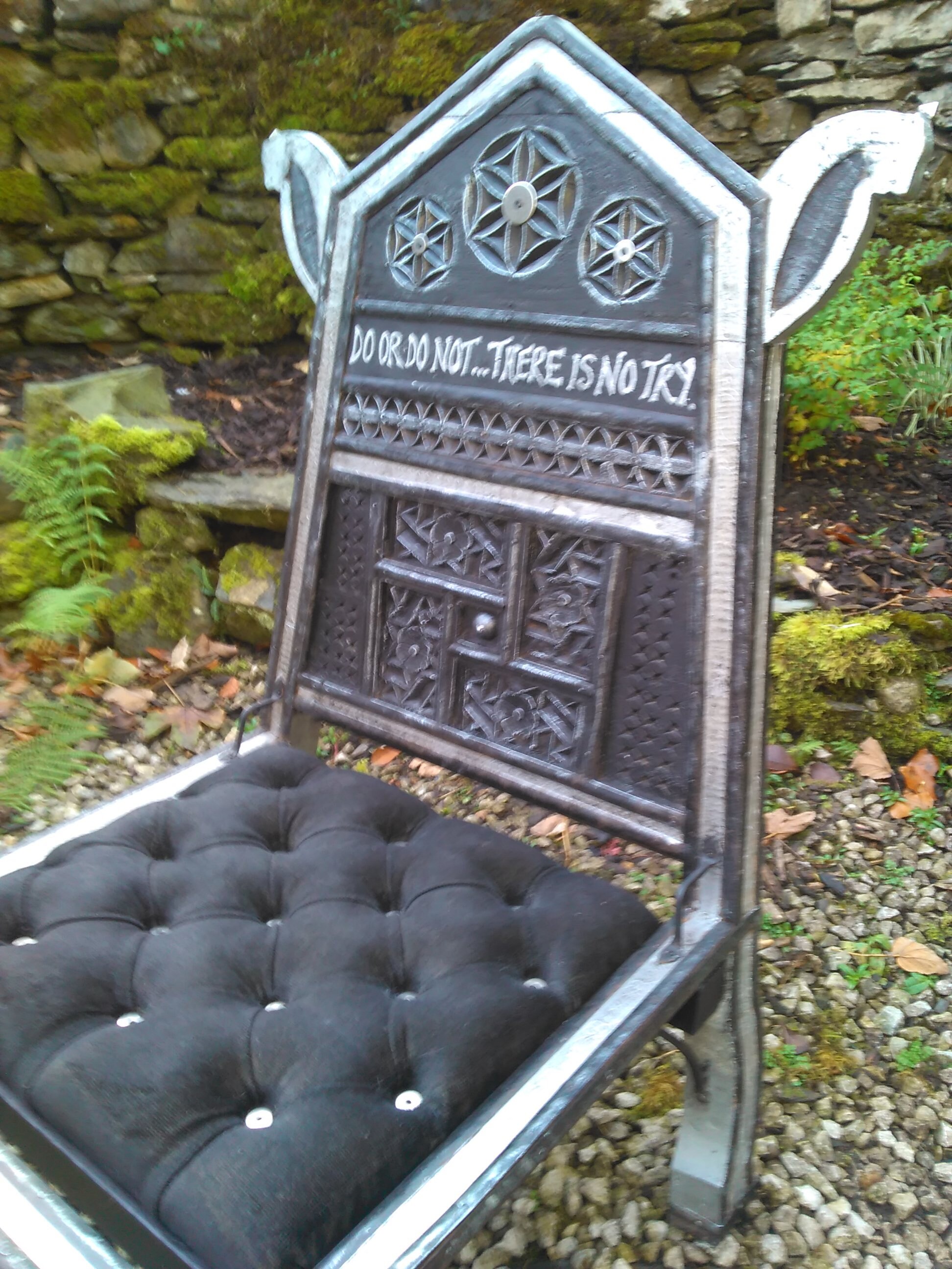 Yoda's Gaming Chair | Etsy