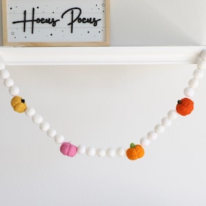 Pumpkin Halloween Felt Ball Garland - Halloween Pink Pumpkin Garland - Halloween Girl Room Decor Garland - Boo Basket Decor - Mantel