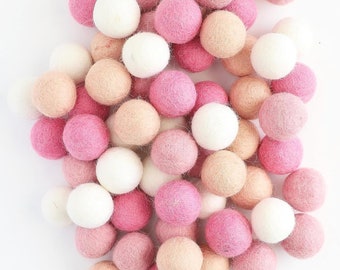 Boho Pink Ombre Felt Balls - Boho Party Supplies - Groovy Party - Felt Balls - Felt Pom Poms - Felt Ball Garland - Garland - Wool Felt Ball