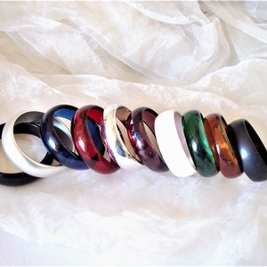 Plastic bangle in various colors. Plastic bracelet from the 80s, gift for women, ART 627191387