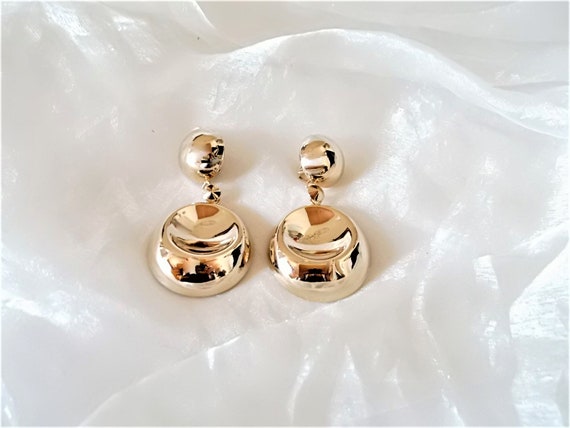 Gold-colored clip earrings 2 points, shiny attrac… - image 2