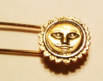 Gold Toned Sun Face Vintage Clasp Brooch Pin Safety Pin Clasp for Jackets Gift for Women 80s Pin