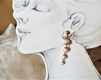 Ohrringe mit 4 weißen Perlenkugeln,Geschenk Frauen,Mädchen,Hochzeit,Valentinstag,Perlenohrstecker Geburtstag,Ohrringe  der 70er Jahre