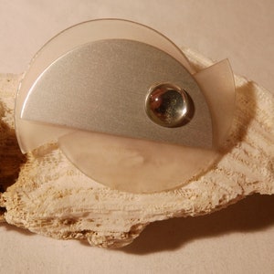 white brooch with glitter cabochon 90s, pin, beautiful white/milky translucent pin, gift birthday, ART 627190999