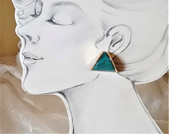 dreieckige Vintage Ohrclip grün klassisch elegant attraktiv geometrisch als Geschenk für Frauen der 80er Jahre