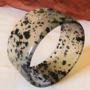 Bangle plastic milky/black or milky/green, gift for women, wide classic bracelet from the 70s, ART 613353242