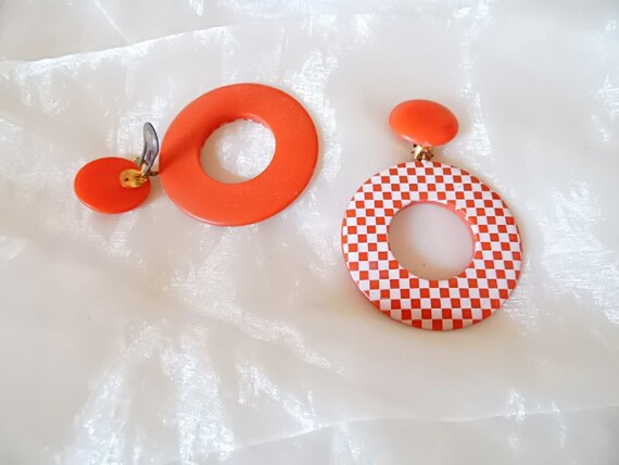 Ear clips red hoop earrings in houndstooth style,… - image 2