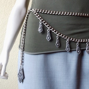 Heavy metal belt Celtic style with pendants, chain belt in medieval style, gift for women, belt from the 70s, jewelry belt