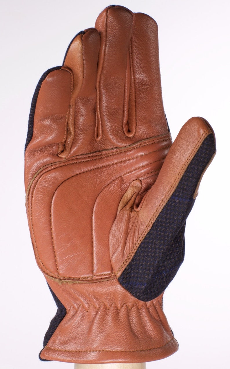 Vintage Style Cycling Gloves image 2