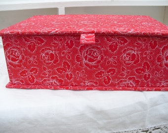 Box, box, rose fabric