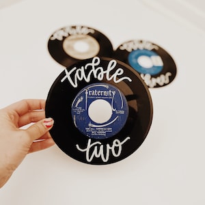 Vinyl Record Table Numbers – Vintage Wedding Table Numbers – Retro Music Themed Reception Decor – Personalized Number Cards