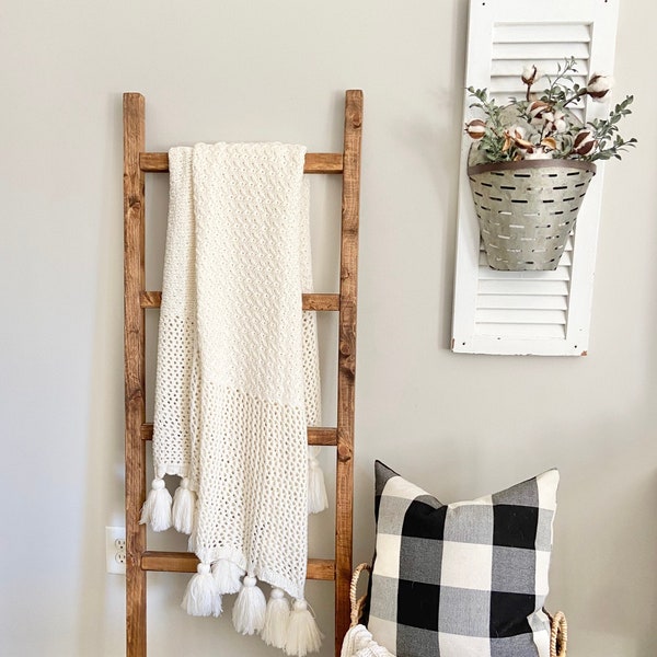 Rustic Blanket Ladder, Farmhouse blanket ladder, blanket ladder, farmhouse ladder, rustic home decor, nursery decor, Modern Farmhouse