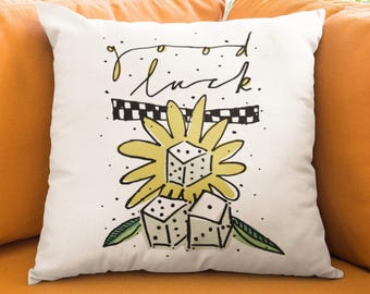 Sunflower Good Luck Dice Single Pillow, Gift for  Play Room Mom Best Friend, Lucky Yellow Daisy Flowers, Summer Fall Home Decorative Accent