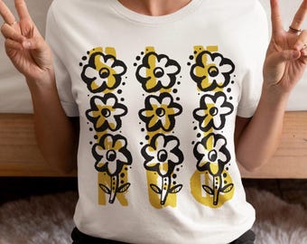 Flower Garden Trendy Summer Tee Shirt, Gift for Best Friend Daughter Mom Mothers Day, Unisex Yellow Floral Comfy Fit T-shirt Lounge Wear Top