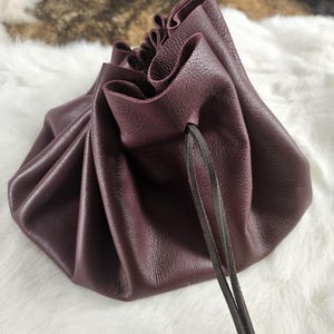 Drawstring Medieval Leather Round Coin Pouch Belt Pouch Red/Maroon