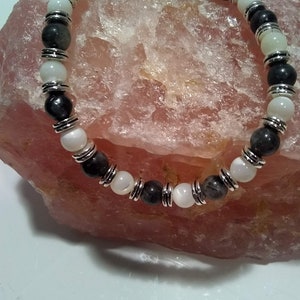 MOONSTONE BEADED BRACELET/Moonstone Labradorite Bracelet/White & Gray Beaded Bracelet/Moonstone Bracelet/Labradorite Bracelet/Stone Bracelet