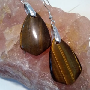 TIGER EYE EARRINGS/Tiger Eye Dangle Earrings/Tiger Eye Drop Earrings/ Brown and Gold Earrings/Tiger Eye Inverted Triangle Earrings/Tiger Eye
