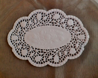 25 oval cake tips lace paper,flower 24x17