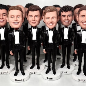 Groomsmen Gift Set 3-30 Groomsman Bobble head Best Men Gifts With Automatic Quantity Discount, 7&quot; Groomsman bobbleheads Gominime Q301 Min3.