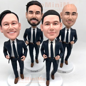 Groomsmen Gift set of 1-20 Groomsman bobble head personalized hand gestures Best man gifts Groomsmen bobble head Groom bobbleheads GM1024