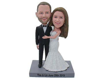 Custom cake toppers, custom wedding cake topper,  personalized Wedding topper bride and groom cake toppers bobbleheads dolls