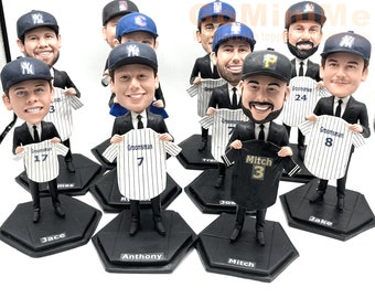 Personalized Groomsmen Gifts 1-15 Groomsman bobble head holding their own baseball jersey Bobbleheads make from photo Best Man Gifts GM1561