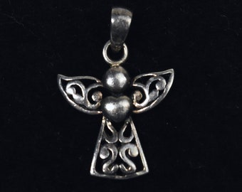 Vintage Angel Heart Pendant