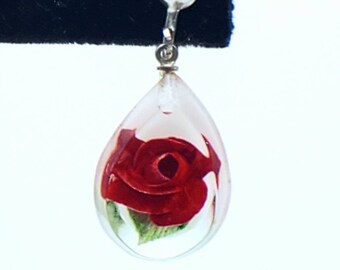 SINGLE Vintage Reverse Carved Encase Rose Screw Back Earring