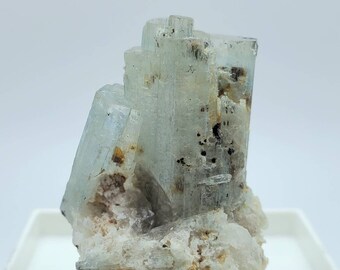 Ejemplar mineral de cúmulo de cristal de aguamarina - Namibia