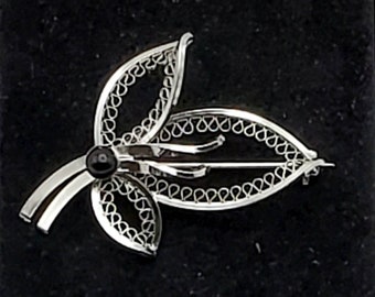 Vintage Silver Tone Metal Filigree Leaf Brooch