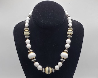 Vintage Beaded Necklace - 19"