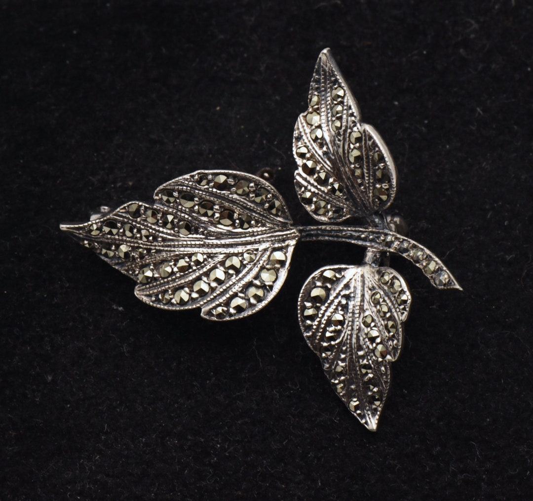 Vintage Art Déco designer Argent & Marcassite Fleur Broche