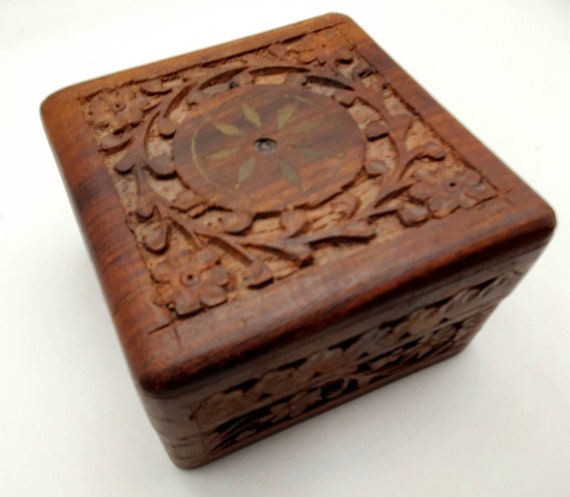 Vintage Hand Carved Wood and Brass Jewelry Box - image 6
