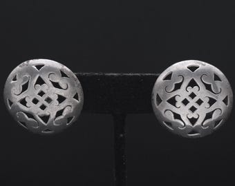 Pendientes de cúpula vintage hechos a mano en plata de ley