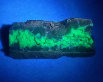 Green Fluorescent Botryoidal Chalcedony Specimen