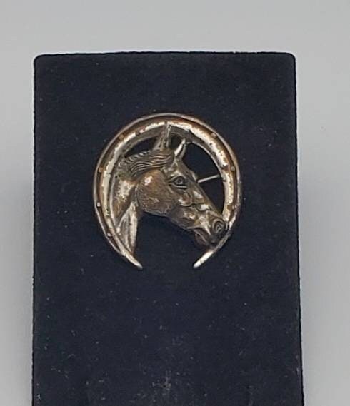 Ancienne broche en fer à cheval en strass ou en argent sterling, plaqué rhodium, broche figurative des années 1940 - France