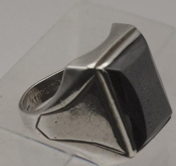 Uncas - Vintage Hematite Sterling Silver Ring - S… - image 10