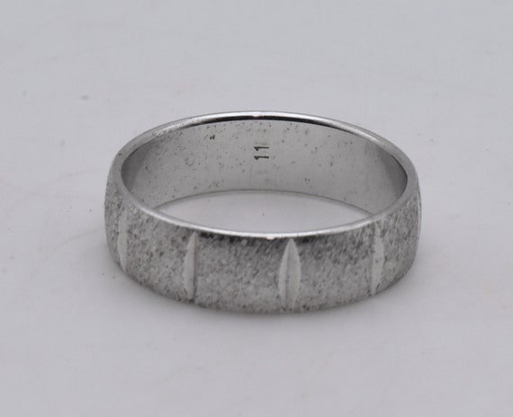 Silver Tone Brushed Metal Texture Band - Size 10.… - image 7