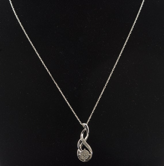 Sterling Silver Chain with Sterling Silver Pendant - image 2